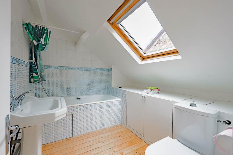 Maison - 102 m² - 6 pièces