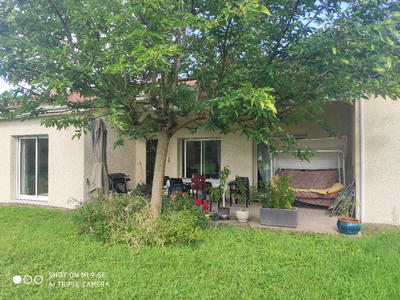 Maison - 190 m² - 9 pièces