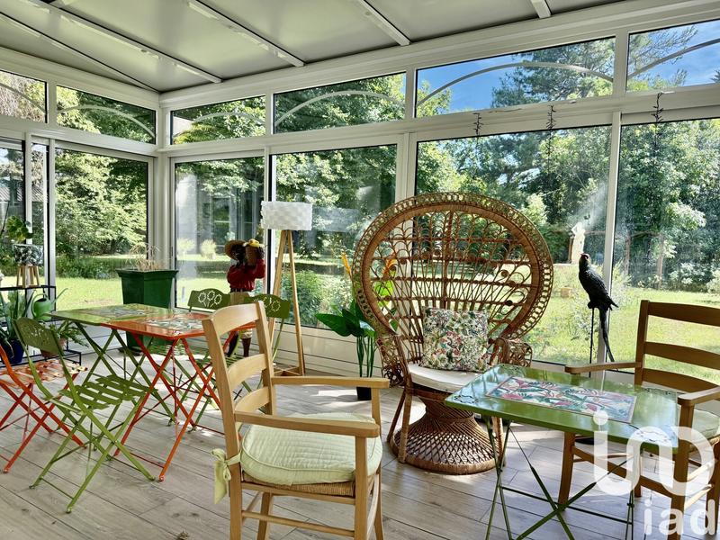 Maison - 237 m² - 5 pièces