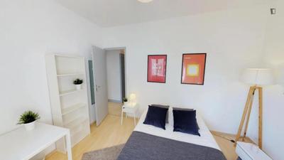 Chambre - 13 m² - 5 pièces