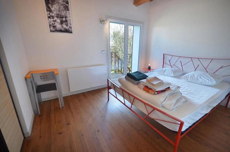 Maison - 318 m² - 12 pièces