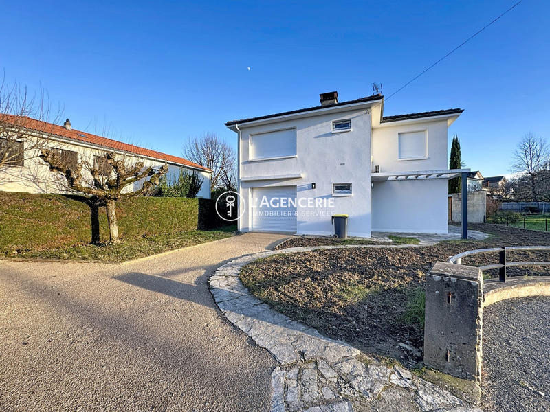 Maison - 122 m² - 5 pièces