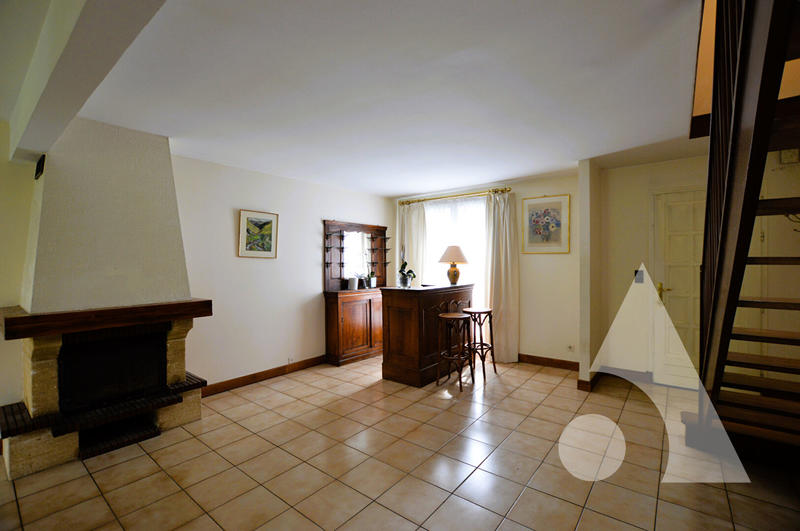 Maison - 104 m² - 5 pièces