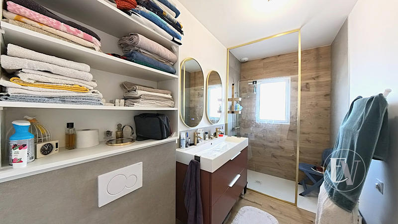 Maison contemporaine - 132 m² - 5 pièces