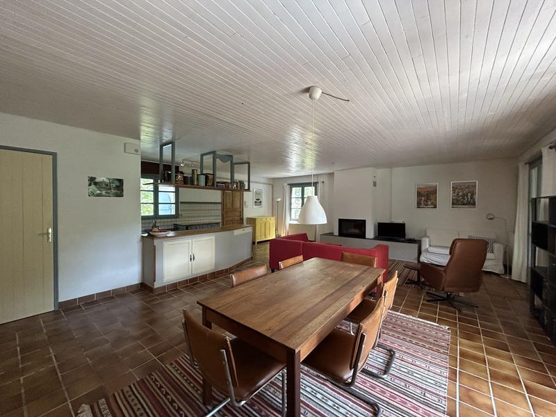 Maison - 110 m² - 4 pièces