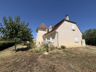 Maison traditionnelle - 173 m² - 5 pièces