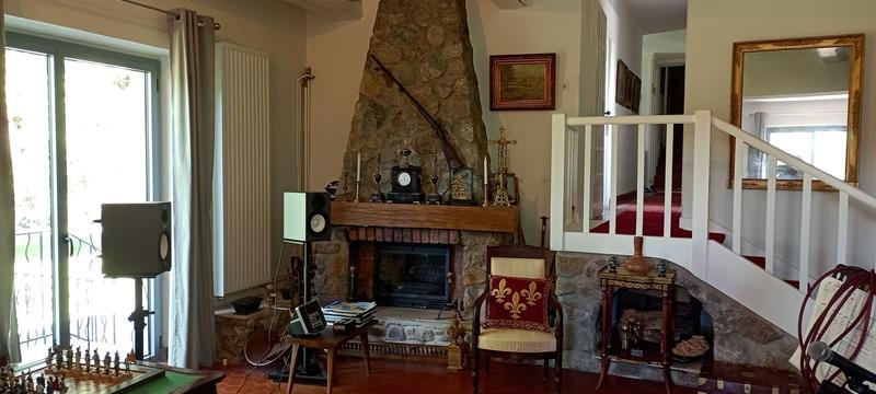 Maison - 141 m² - 7 pièces