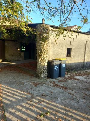 Maison - 250 m² - 7 pièces