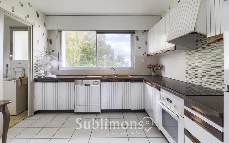 Appartement - 111 m² - 5 pièces