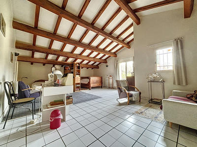 Maison - 196 m² - 5 pièces