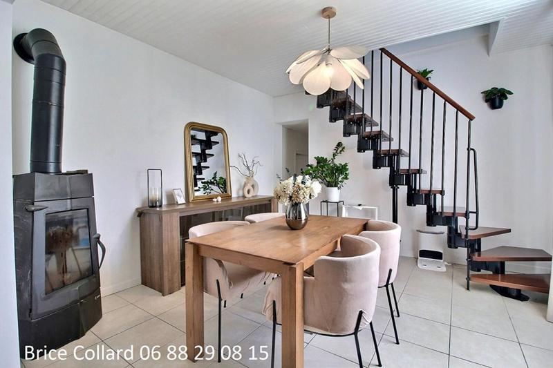 Maison - 135 m² - 7 pièces