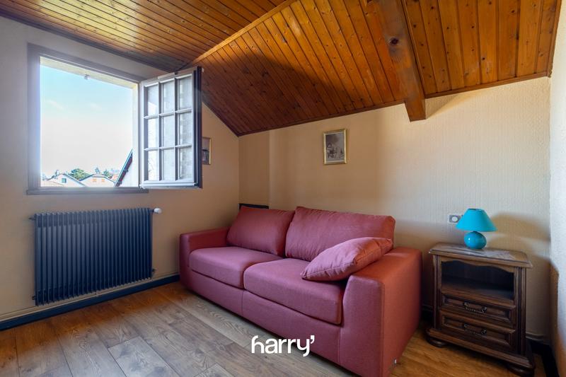 Maison - 93 m² - 5 pièces