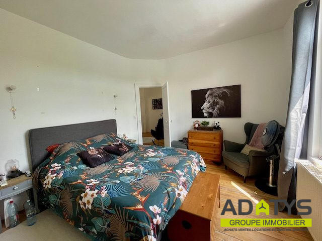 Maison - 140 m² - 5 pièces