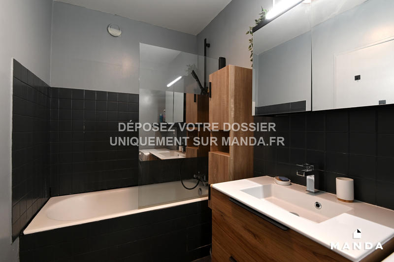 Chambre - 9 m² - 3 pièces