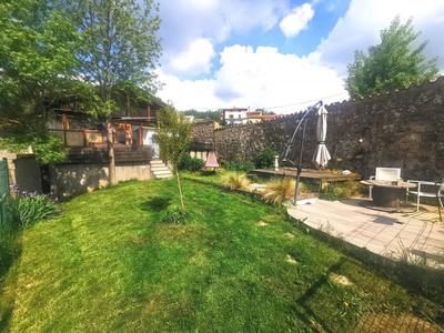 Maison - 138 m² - 5 pièces