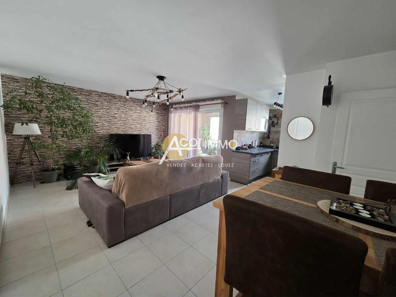 Appartement - 65 m² - 3 pièces