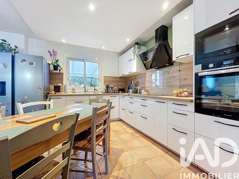 Maison - 120 m² - 5 pièces