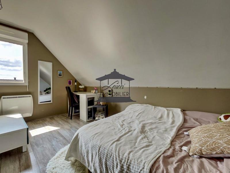 Pavillon - 121 m² - 5 pièces