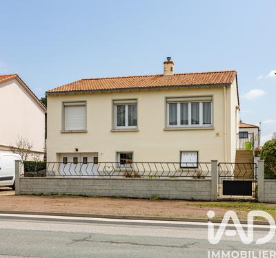 Maison - 89 m² - 5 pièces