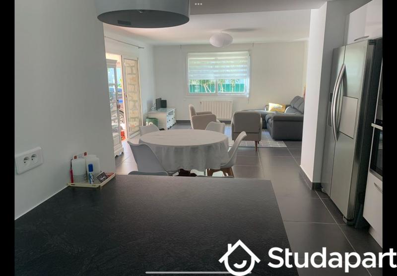 Appartement - 77 m² - 3 pièces