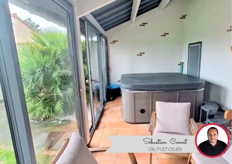 Maison - 137 m² - 7 pièces