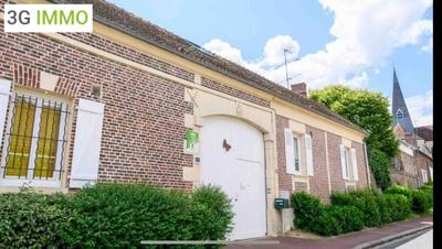 Corps de ferme - 250 m² - 10 pièces