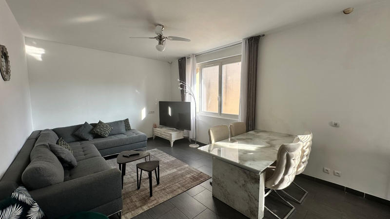 Maison - 163 m² - 7 pièces