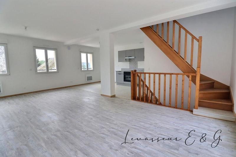 Maison - 102 m² - 5 pièces