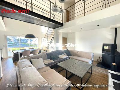 Maison - 137 m² - 6 pièces