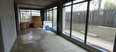 Local commercial - 158 m²