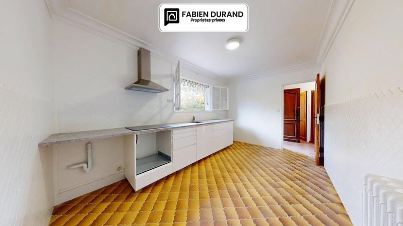 Maison - 148 m² - 7 pièces