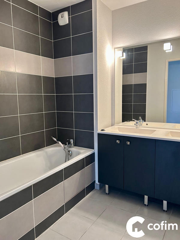 Appartement - 63 m² - 3 pièces