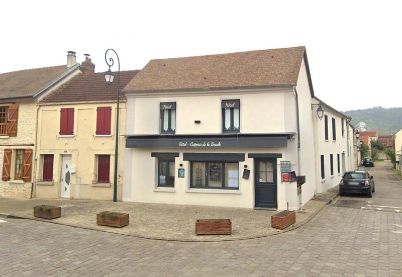 Maison ancienne - 310 m² - 11 pièces