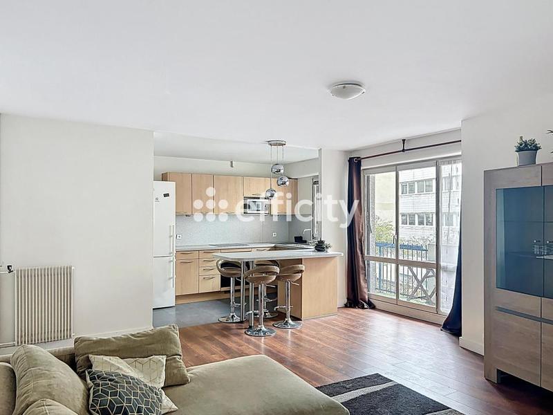 Appartement - 75 m² - 3 pièces