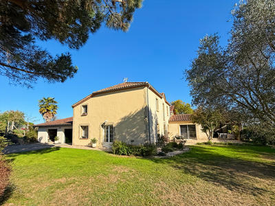 Maison - 160 m² - 5 pièces