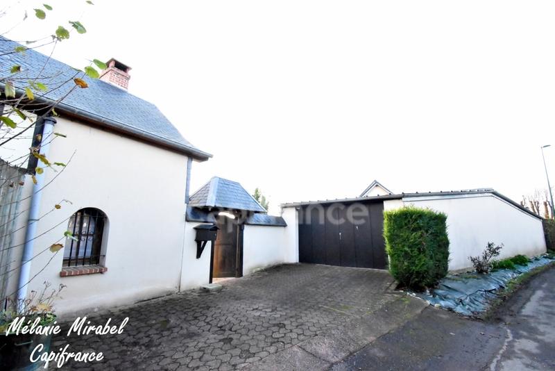 Maison - 98 m² - 5 pièces