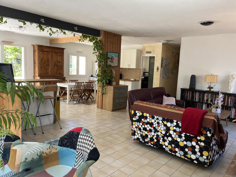 Maison - 198 m² - 7 pièces