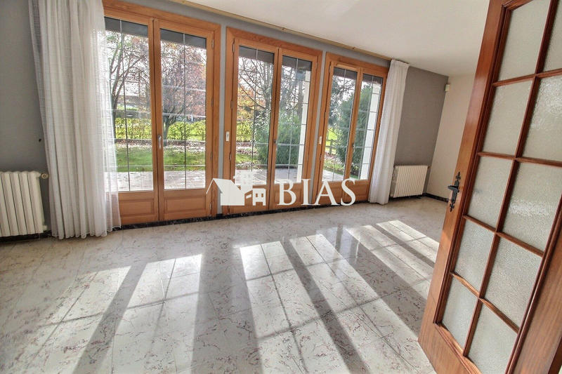 Maison - 156 m² - 8 pièces