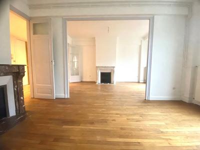 Appartement - 107 m² - 5 pièces