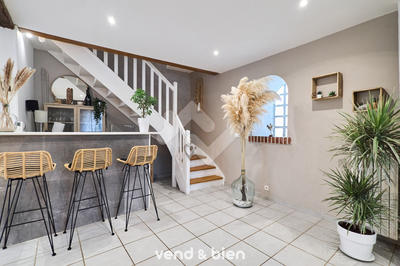 Maison - 133 m² - 6 pièces