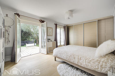 Maison d'architecte - 185 m² - 5 pièces