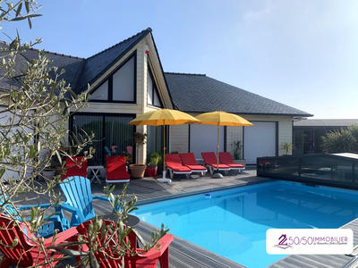 Maison contemporaine - 140 m² - 6 pièces