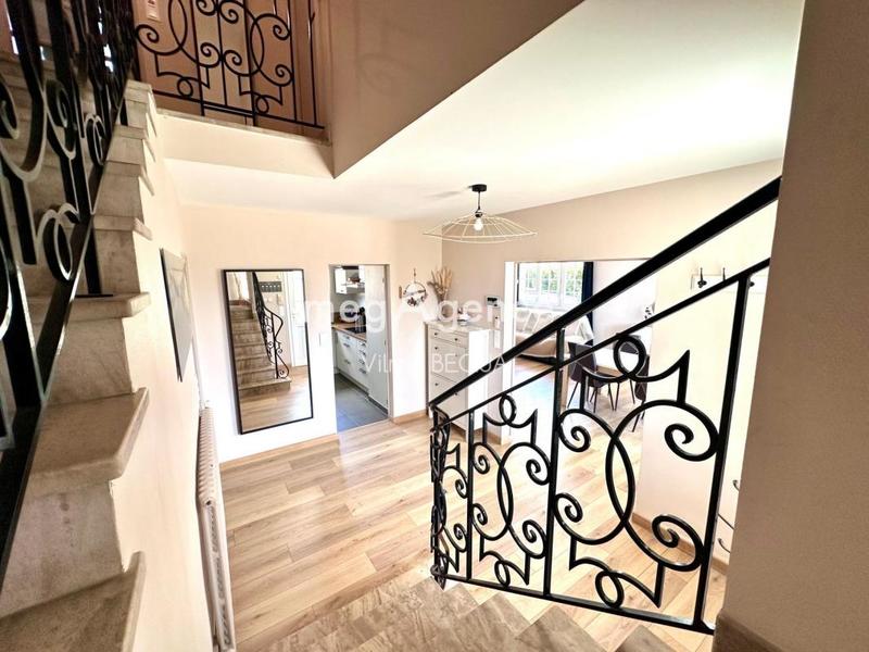 Maison - 138 m² - 6 pièces