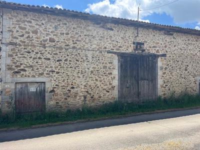 Grange - 200 m² - 1 pièce