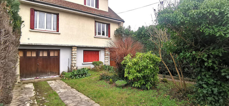 Maison - 143 m² - 8 pièces