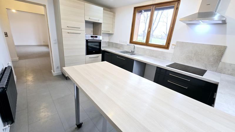 Maison - 252 m² - 6 pièces