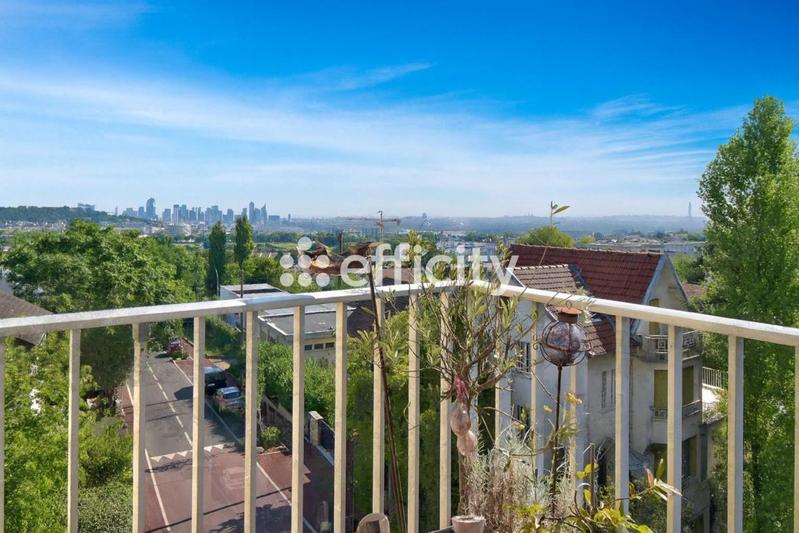 Appartement - 77 m² - 3 pièces