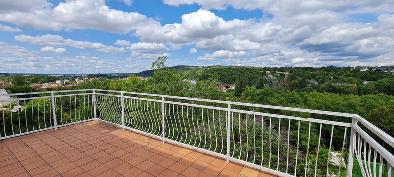 Maison - 140 m² - 8 pièces