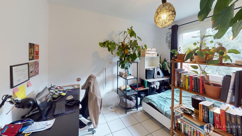 Appartement - 60 m² - 4 pièces