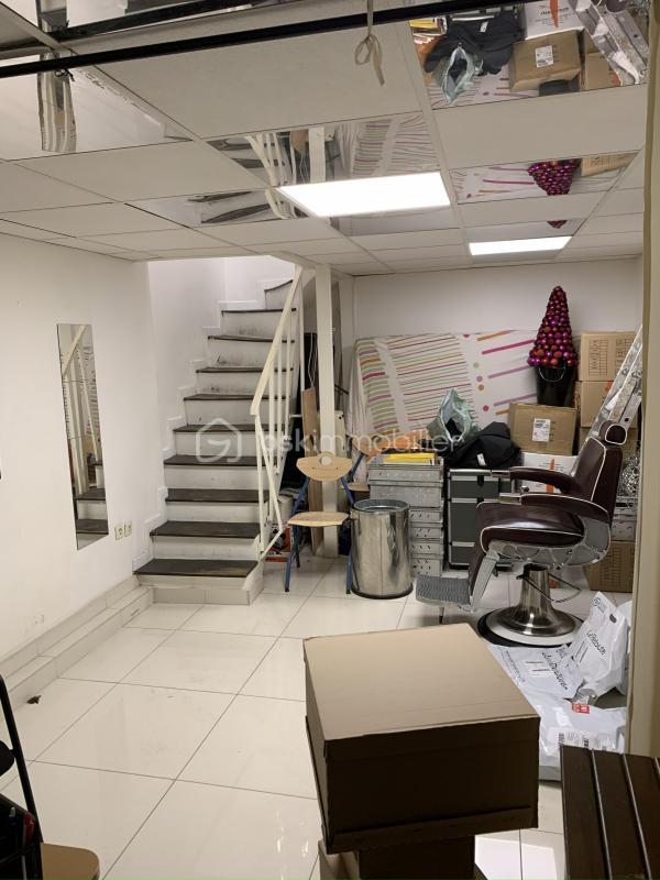 Immeuble - 107 m² - 5 pièces